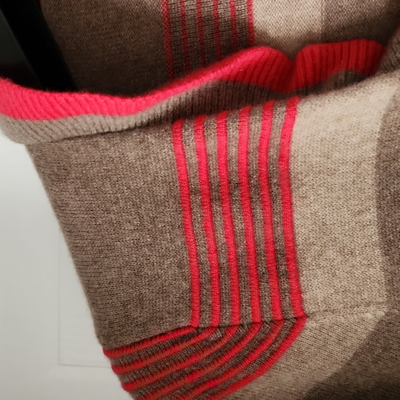 Gorgeous Cashmere waterfall cardigan - Picture 4 of 8